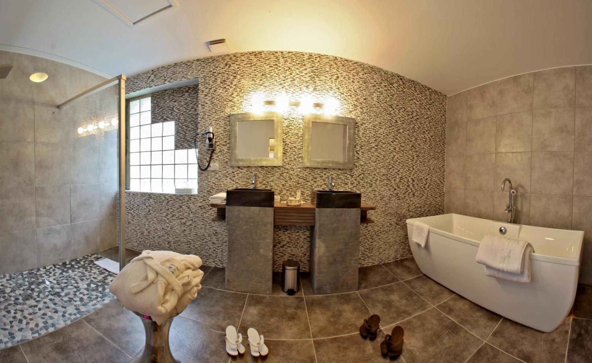 Logis Auberge De La Truffe Sorges Ngoại thất bức ảnh